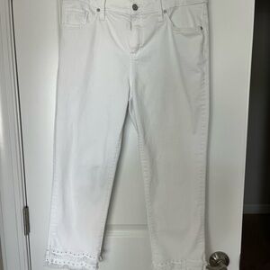 Chicos, so slimming girlfriend slim leg crop, size one